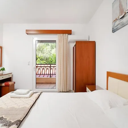 Ferienwohnung Apollonio Chrisi Ammoudia Exterior foto