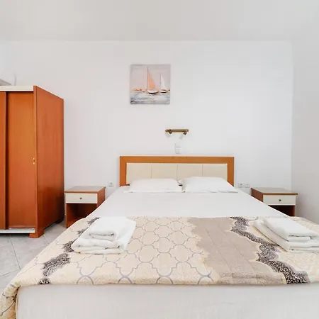 Ferienwohnung Apollonio Chrisi Ammoudia Exterior foto