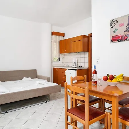 Ferienwohnung Apollonio Chrisi Ammoudia Exterior foto