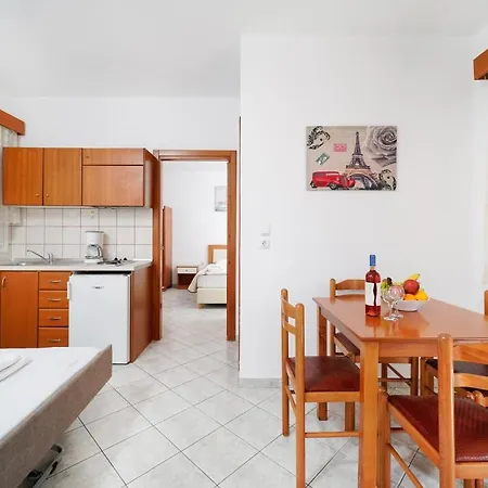 Ferienwohnung Apollonio Chrisi Ammoudia Exterior foto